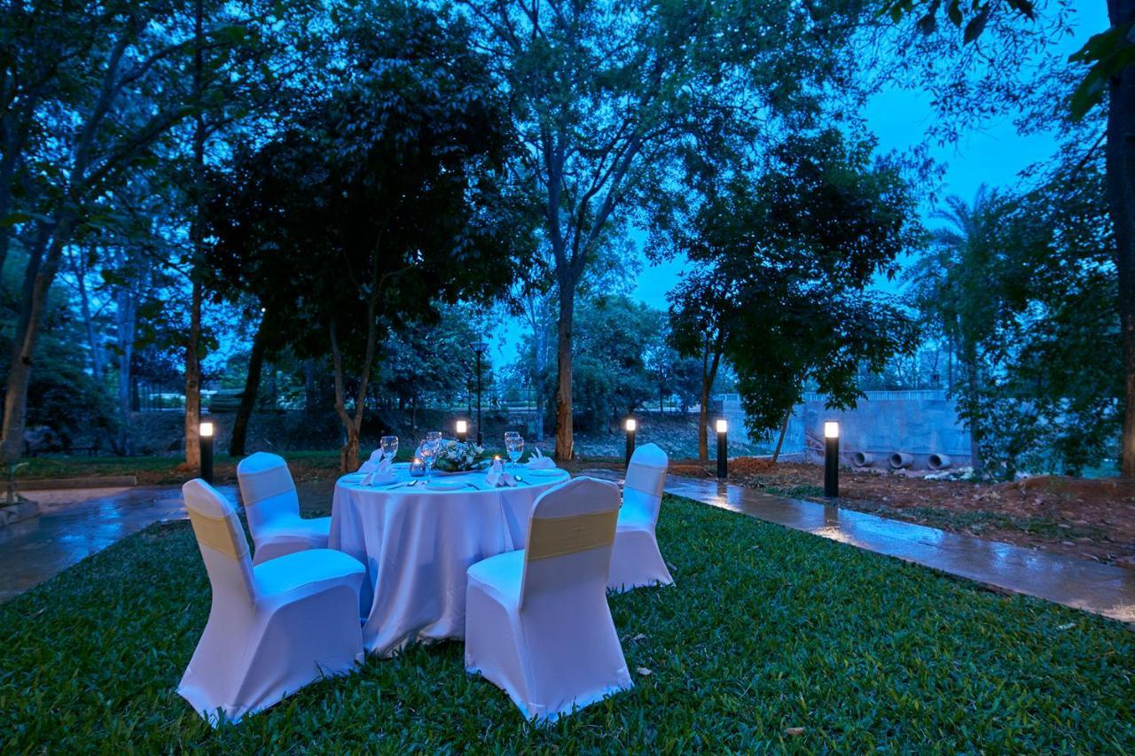 Signature Club Resort Devanahalli Kültér fotó